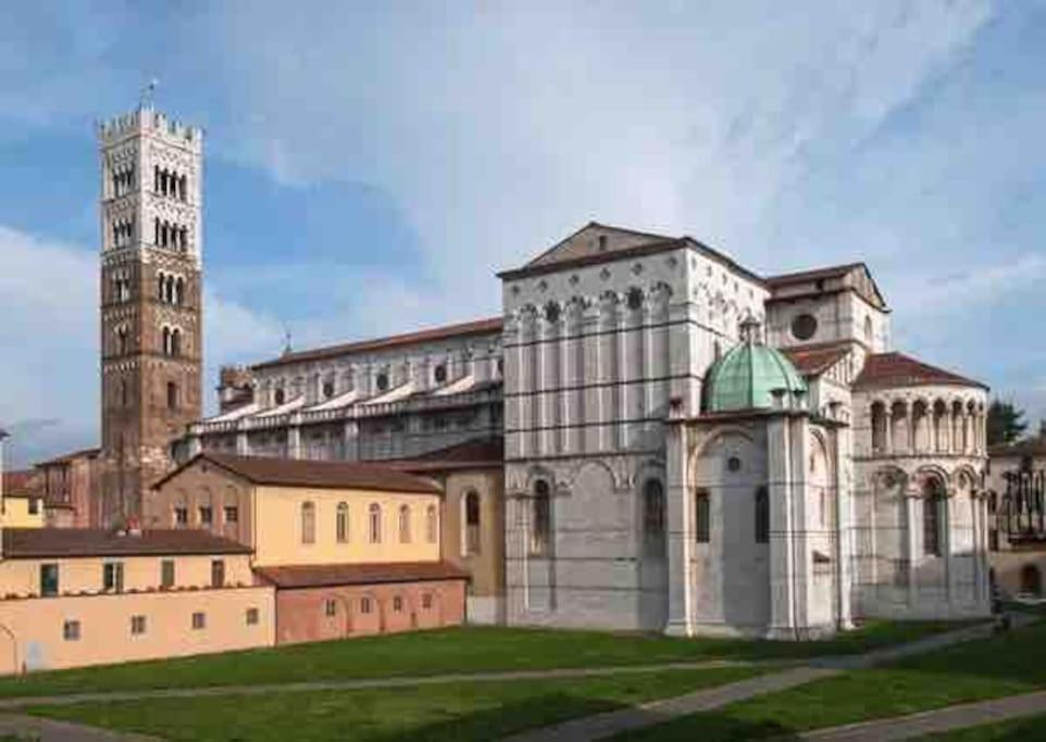 Appartamento Poggio Del Sole Lucca Exteriör bild