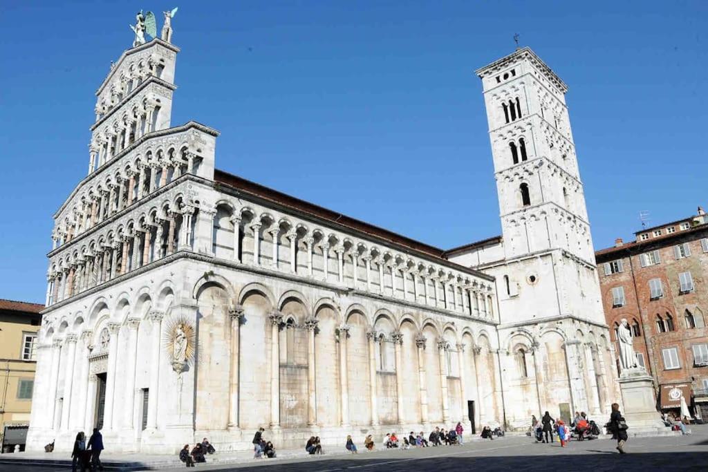 Appartamento Poggio Del Sole Lucca Exteriör bild